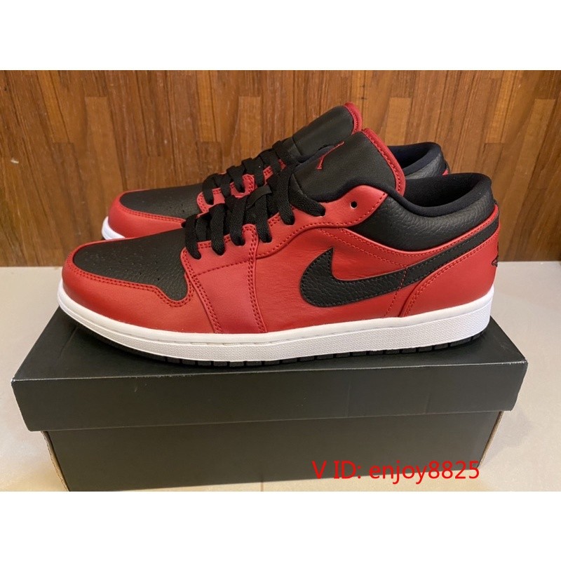 การประมวลผล AIR A/J 1 LOW A/J 1 LOW System Red Black White Black Hook 553558-605