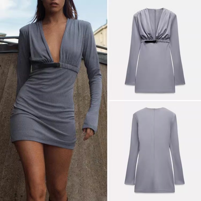 Zara 2024 ฤดูใบไม้ร่วงสินค้าใหม่ผู้หญิงอเมริกันย้อนยุคคอวีลึกชุดสลิงแขนยาวหรูหรา 4772268