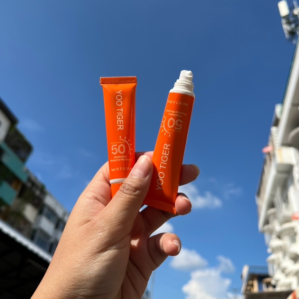 pink girlครีมกันแดดหน้า โลชั่นกันแดด Sunscreen SPF50+pa+++ UV ครีมปกป้องผิว 50ml ซึมไว ไม่มัน UV3708