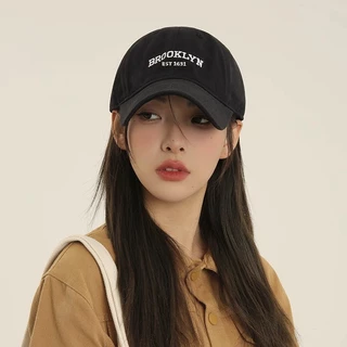 Style studio ชิปปิ้ง💕หมวกเบสบอล Brooklyn สไตล์ American College ปลายงอ Soft Top ล้าง ใส่ได้ทั้งหญิงชาย