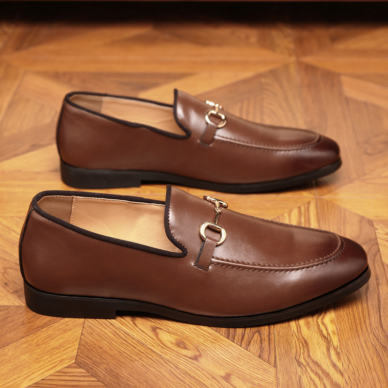 Man Loafers แฟชั่นหนังสีทึบทุกวันงานแต่งงานสีดํา Slip-On รองเท้ารอบ Toe รองเท้าลําลอง