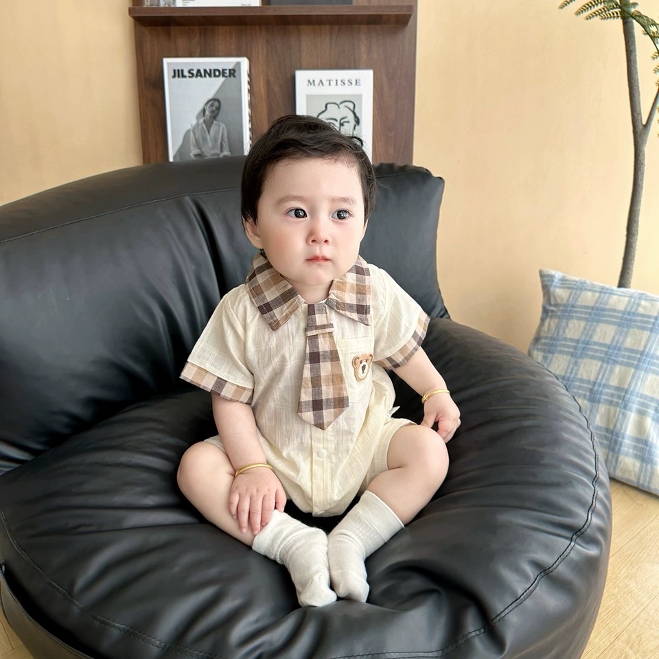 ซูเปอร์หล่อใหม่เด็กบอดี้สูทแขนสั้น0-24เดือนทารกแรกเกิดบางแฟชั่นสไตล์วิทยาลัย ชุดรอมเปอร์ สไตล์เกาหลี