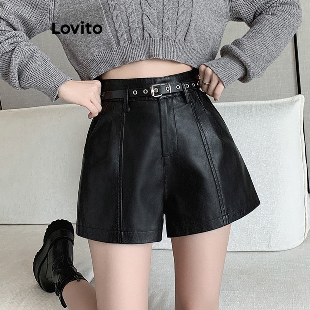 Lovito กางเกงขาสั้นผู้หญิง แต่งเข็มขัด สีพื้น สไตล์ลำลอง LNE30098 (สีแอปริคอต / สีดำ)