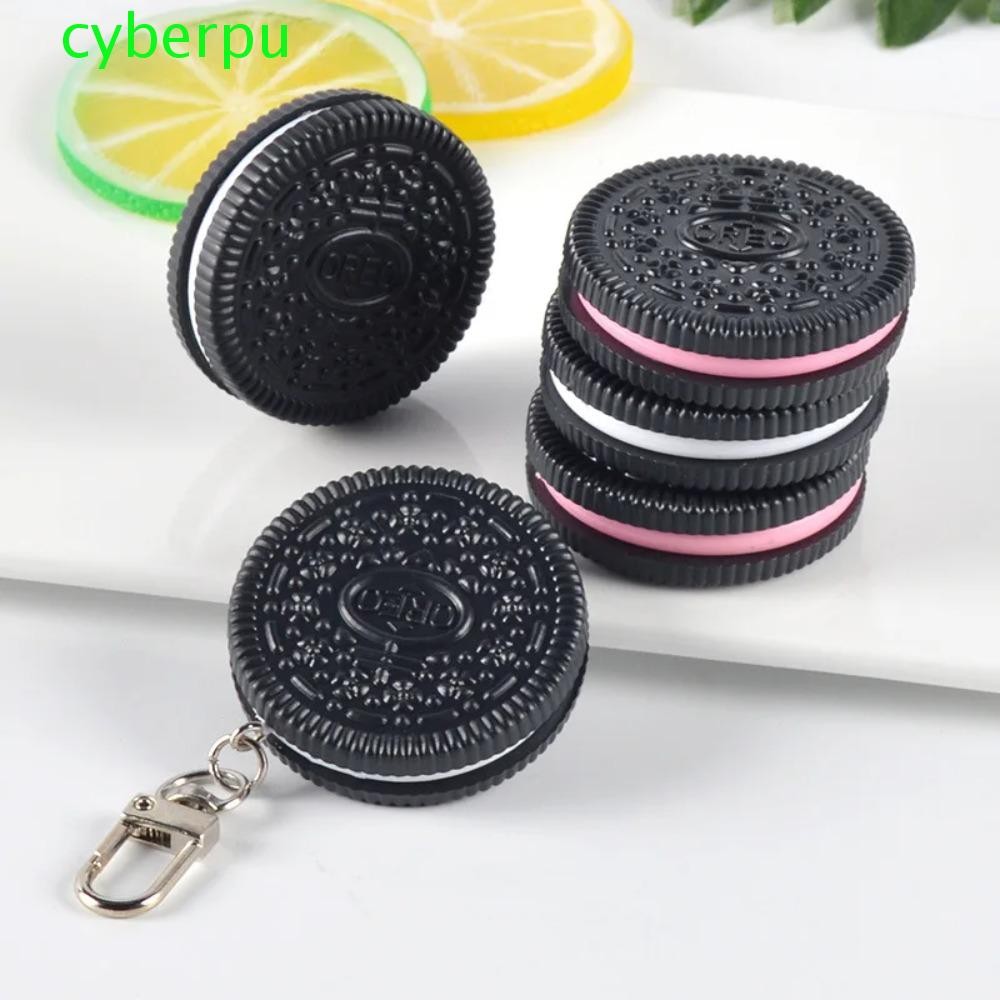 Cyberpullse Oreo Cookie พวงกุญแจ, จําลอง 1:1 คุกกี้รุ่นจี้รถ, แขวนอุปกรณ์เสริมน่ารักบิสกิตตลกอาหารสร้างสรรค์พวงกุญแจเครื่องประดับของขวัญ