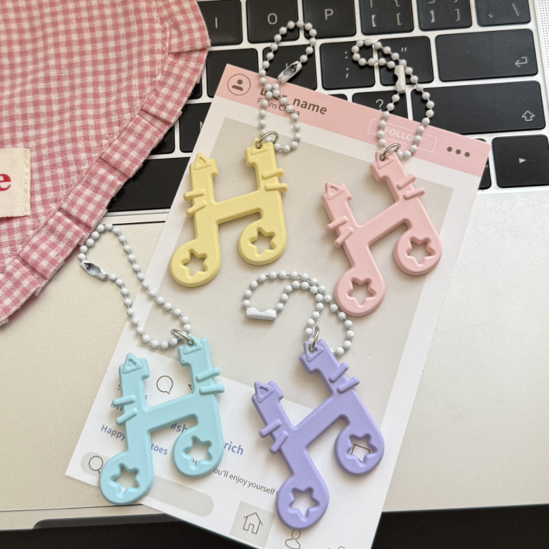ใหม่ INS Minimalist Fresh ครีมสีแมวเพลงหมายเหตุพวงกุญแจ Bookbag Charm ของขวัญสําหรับเพื่อนที่ดีที่สุดคู่รัก