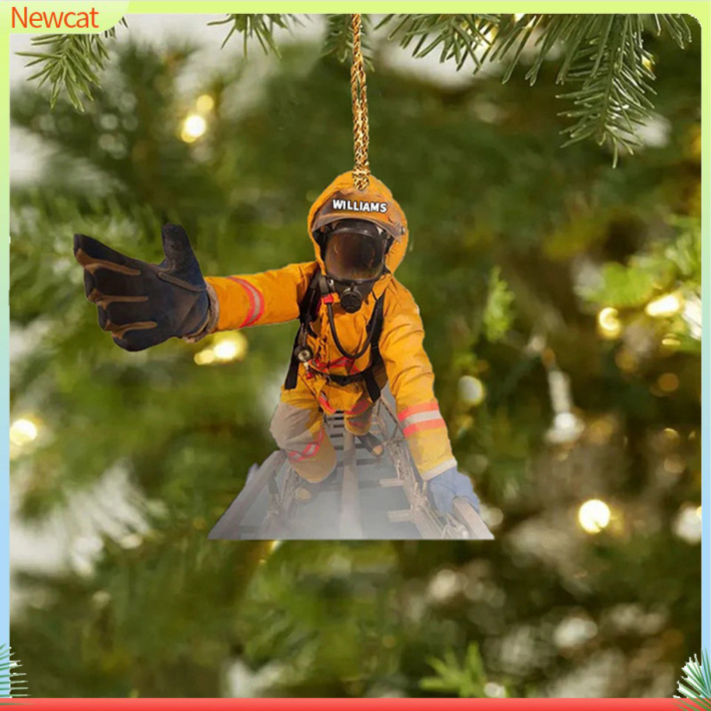 {Newcat} Fireman Uniform จี้เครื่องประดับนักผจญเพลิงต้นคริสต์มาสพร้อมเชือกเส้นเล็กกระจกมองหลังรถยนต์จี้ตกแต่งสําหรับนักซื้อเอเชียตะวันออกเฉียงใต้