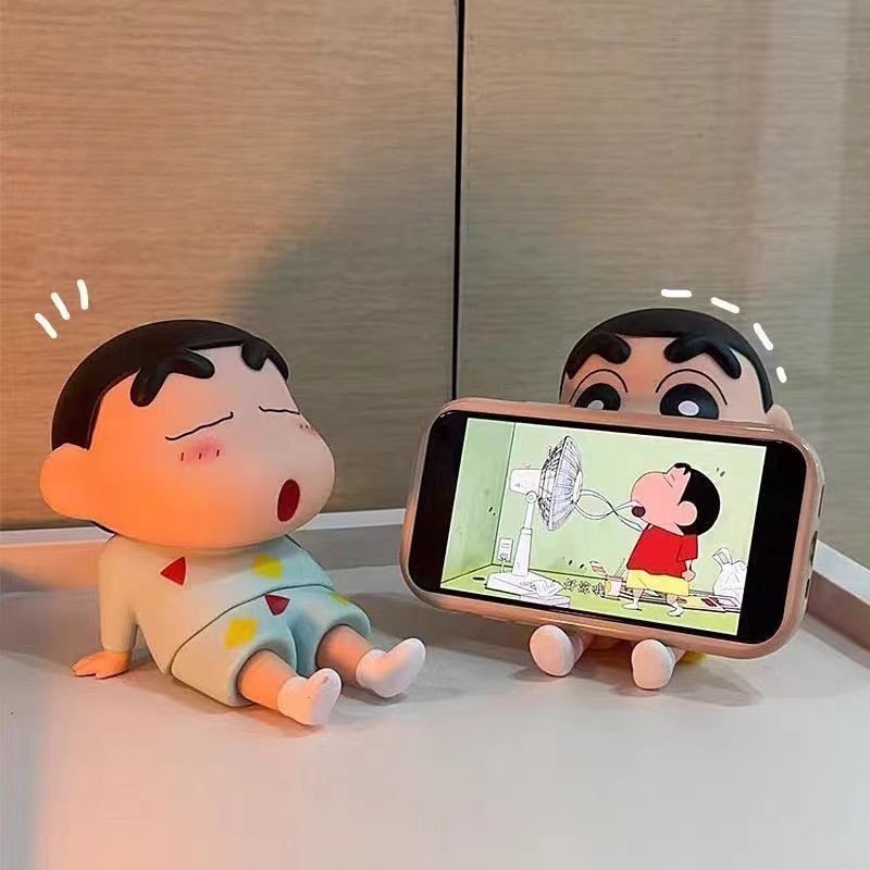 ที่ตั้งโทรศัพท์ ชินจัง Crayon shin chan mobile stand ที่ตั้งมือถือ ที่วางมือถือ โมเดล การ์ตูน ตกแต่ง