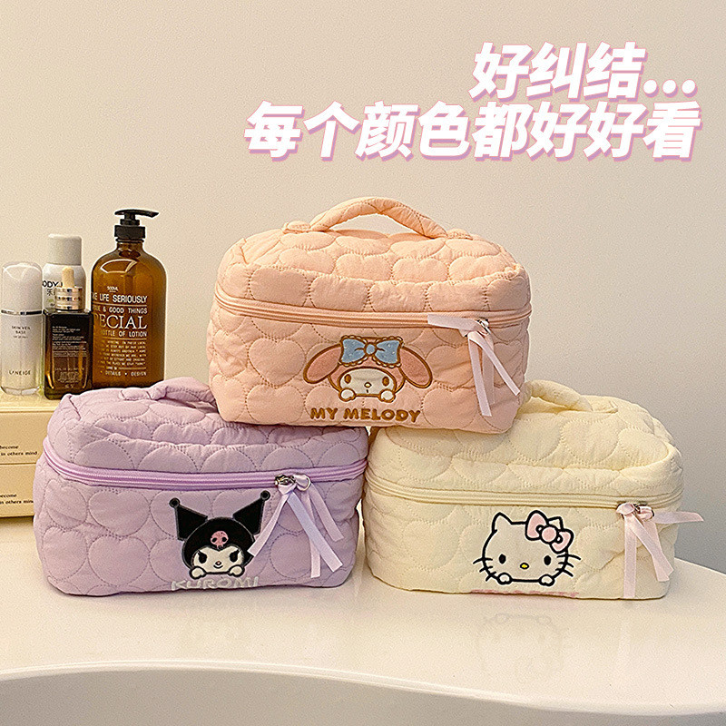 Sanrio Kuromi Cream Down Soft Cloud Cosmetic Bag ความจุขนาดใหญ่ High-value Portable Travel Storage Bag