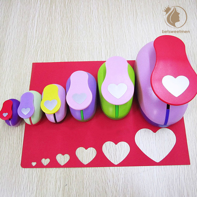 [PE] น่ารักกระดาษ Shaper เครื่องตัดการ์ด DIY ทํารูปหัวใจ Hole Punch สะดวก Scrapbooking ของขวัญ Handmade TH