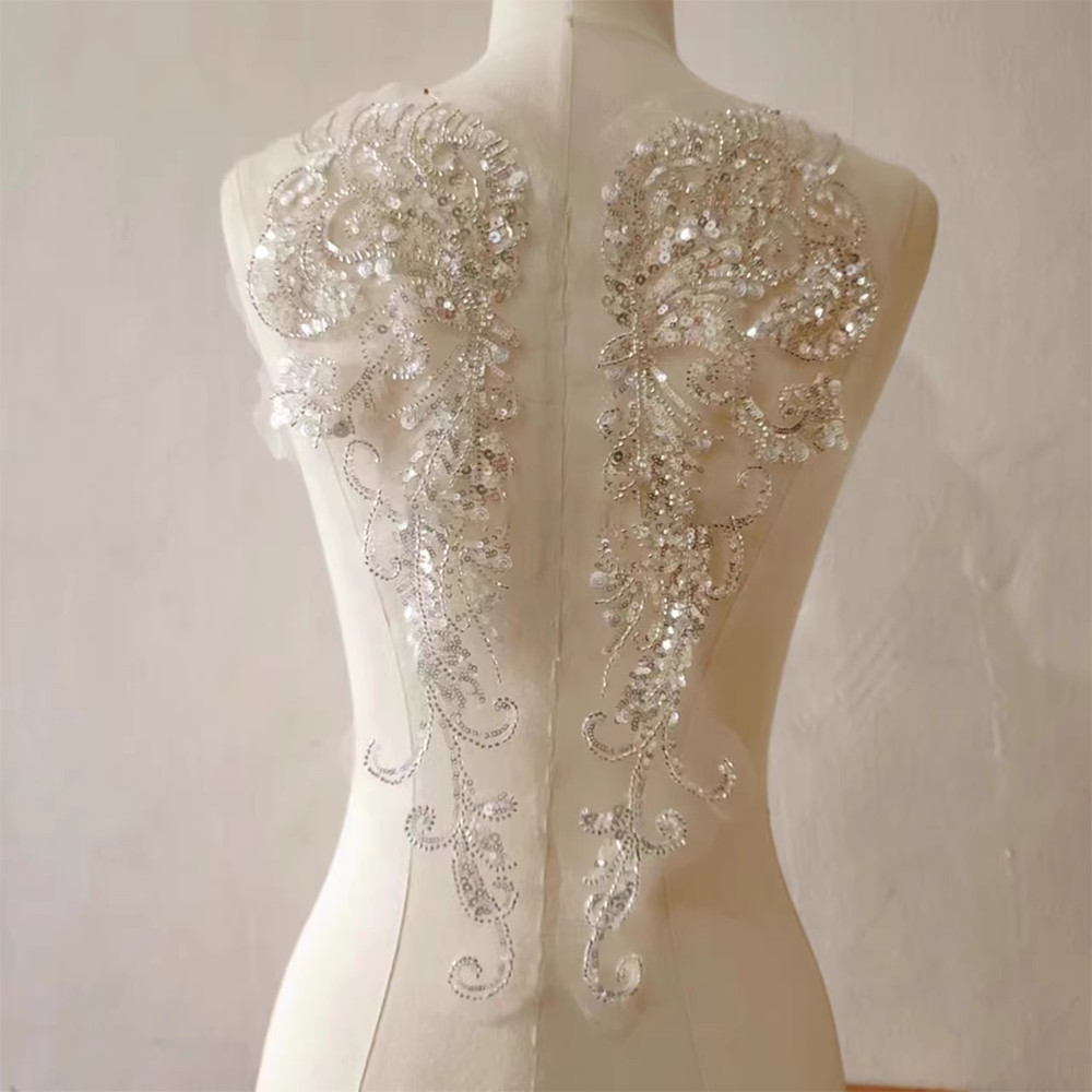 1คู่สีขาวrhinestoneลูกปัดดอกไม้appliqueคริสตัลbodice Handcraftedดอกไม้Patchสําหรับงานแต่งงานตกแต่งซ่อม
