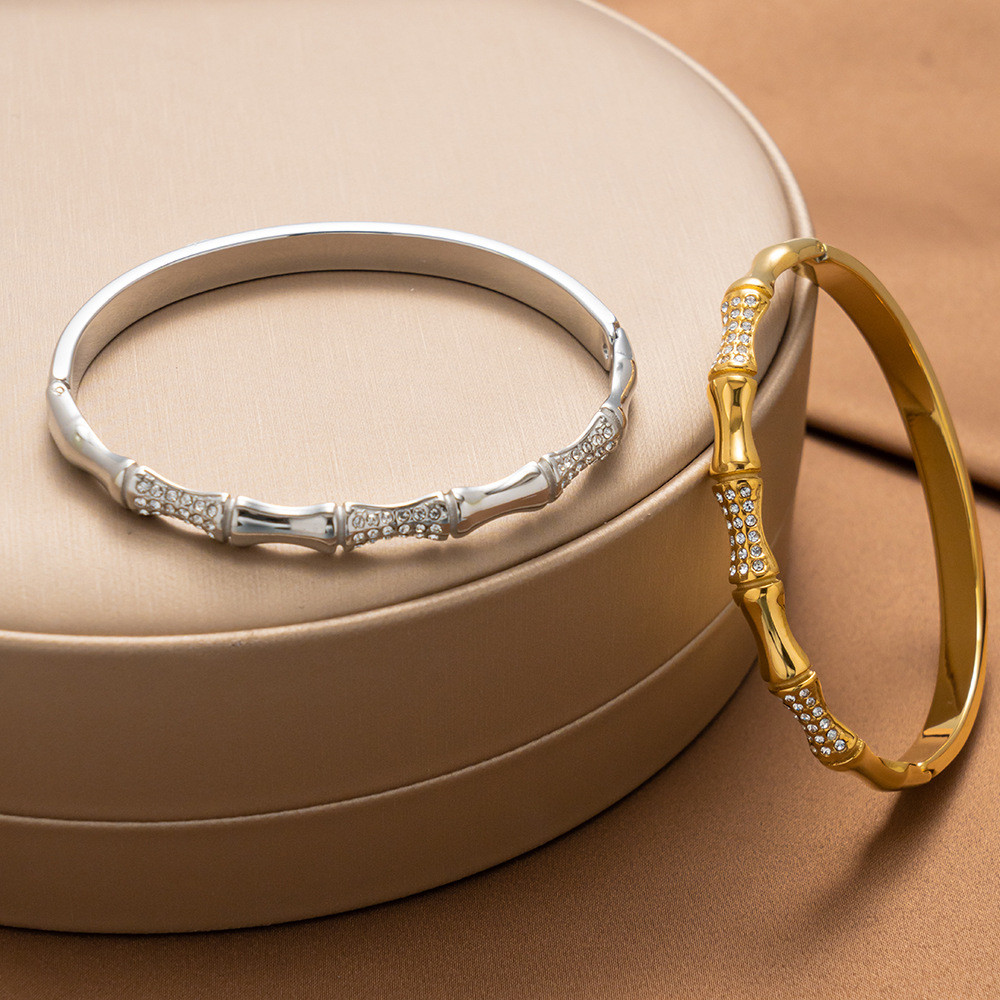 Electroplating Micro-Inlaid Zircon อารมณ์เครื่องประดับมือ High-End Sense Bamboo Step Rising สร้อยข้อมือ