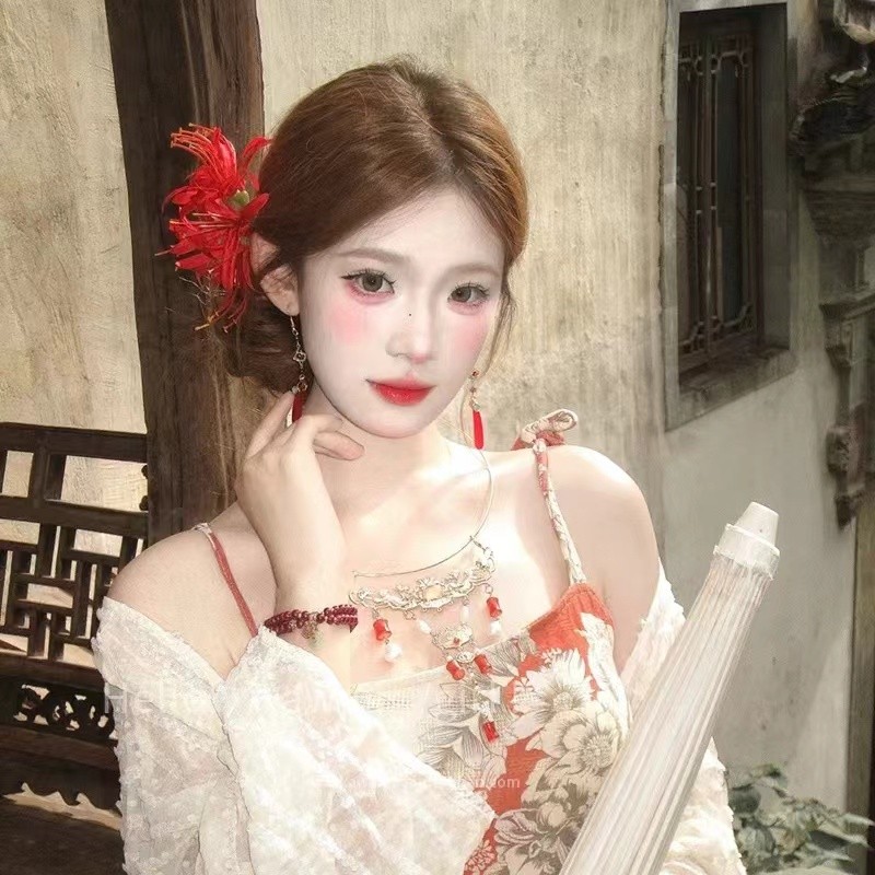 ผ้าโพกศีรษะ เปียนฮวา สีแดงสําหรับผู้หญิงคลิปหน้าม้าด้านข้างฮาโลวีน - รูปที่ 4