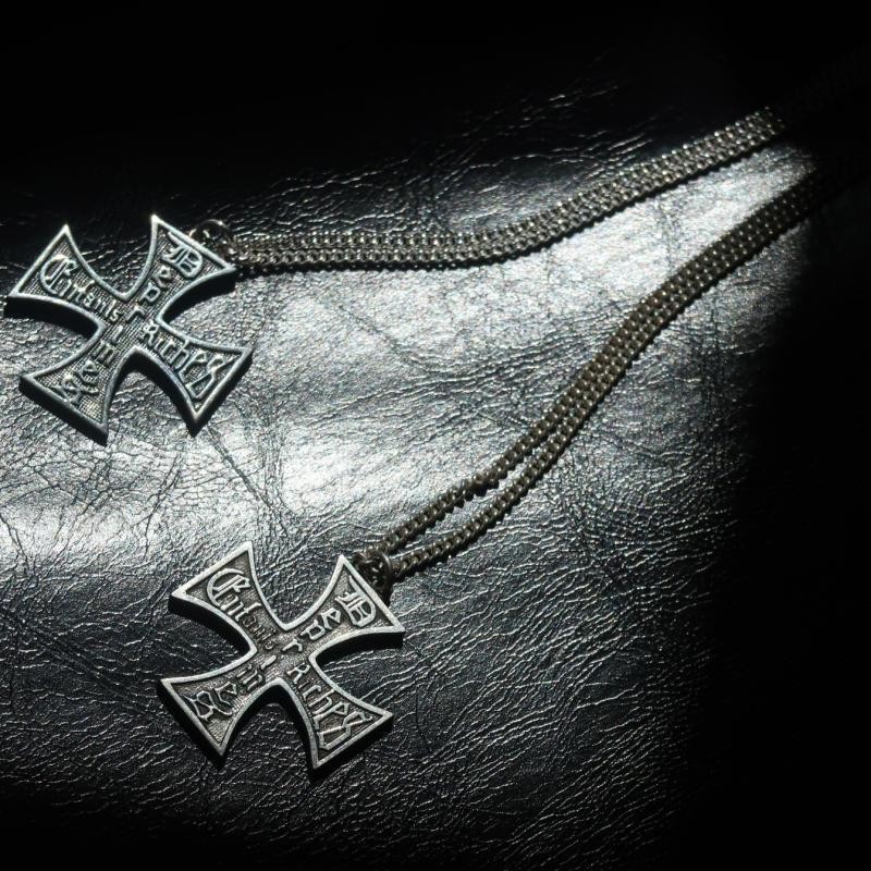 สร้อยคอโกธิคสไตล์ ERD ระดับพรีเมียม - จี้ไม้กางเขนที่ด้อยสําหรับผู้ชาย, Punk Vintage TikTok Viral Ur