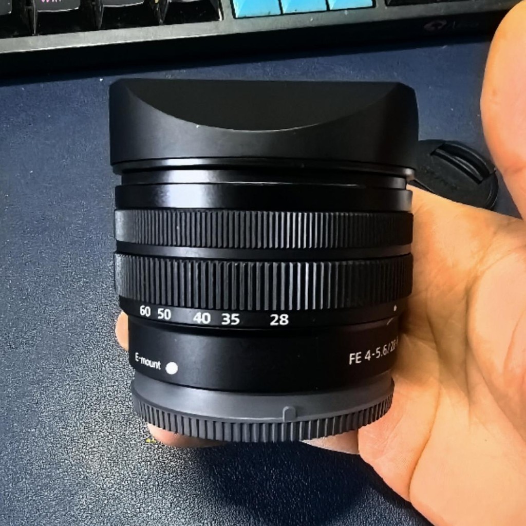 เหมาะสําหรับฮูดโลหะ Sony FE 28-60