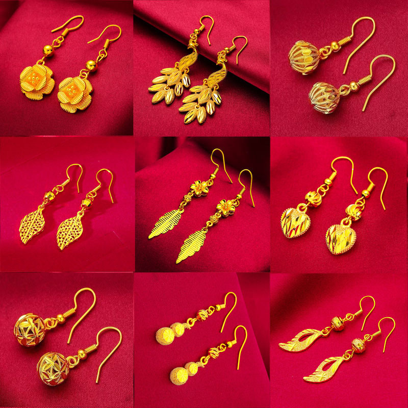 Elegant 916 Plated Gold Dangle Drop ต่างหูหัวใจรัก Hollow ใบนกยูงทองพู่ Studs ต่างหูต่างหูพู่ยาว