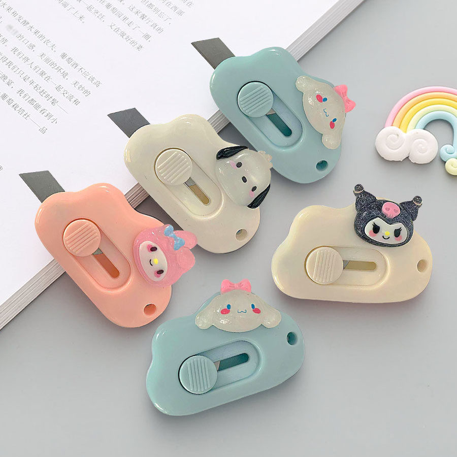 Sanrio Utility Knifes Melody Cinnamoroll ตัดกระดาษใบมีด Pochacco Kuromi เครื่องตัดกระดาษเครื่องมือน่ารักแบบพกพาเครื่องเขียนสํานักงาน