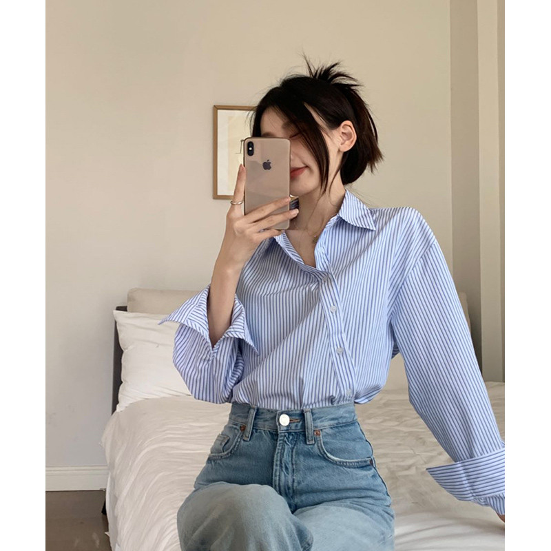 Cuties  แฟชั่นเกาหลี เสื้อเบลาส์แขนยาวลายทาง เสื้อเชิ้ตแขนยาวสีฟ้าผู้หญิง polo คอปกใส่ทำงานสวยๆ สําหรับผู้หญิง w250 ราคา ถูกที่สุด ดีลบีเคเค แกลเลอรีภาพที่ 7