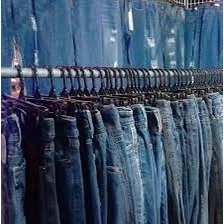 กางเกงยีนส์ผู้ชายแบรด์แท้ ราคาถูก มีโค๊ดส่งฟรี (รีบซื้อก่อนจะหมด)