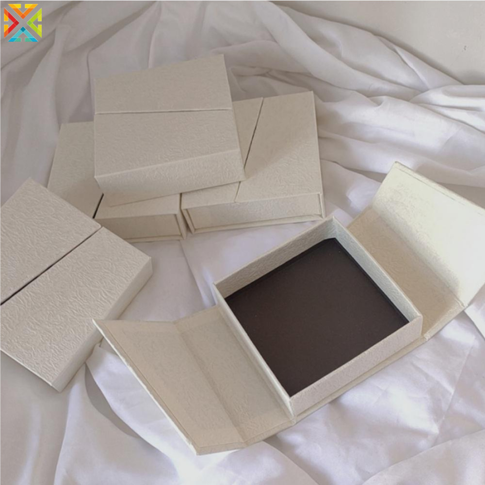 กล่องเครื่องประดับ แม่เหล็ก โฟลิโอ พลิกกล่องเครื่องประดับสร้อยคอแหวนกล่องต่างหูต่างหูสร้อยข้อมือกล่องบรรจุภัณฑ์