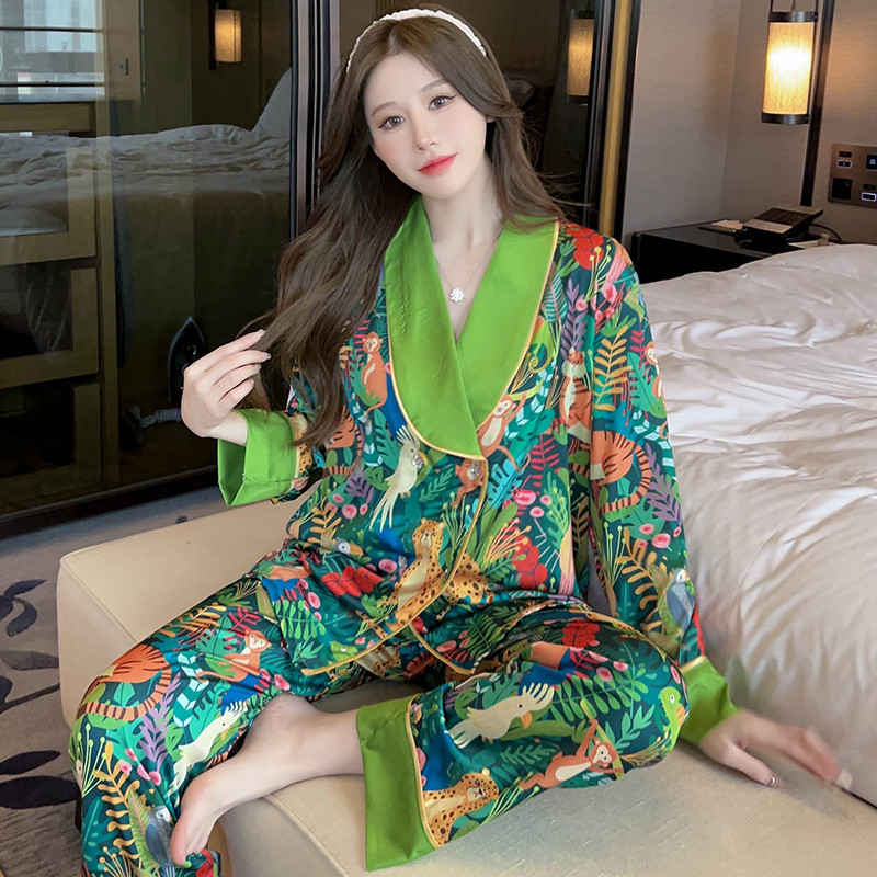 ชุดนอนสตรีฤดูใบไม้ร่วงแขนยาวหรูหราขั้นสูงผ้าไหมพิมพ์ homewear Suit