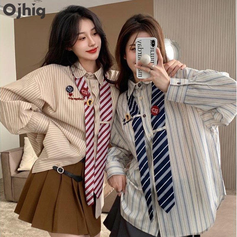 โอ้ เสื้อเชิ้ตแขนยาวผู้หญิงญี่ปุ่นและเกาหลีย้อนยุคลายลําลองหลวมเรียบง่ายสไตล์วิทยาลัย