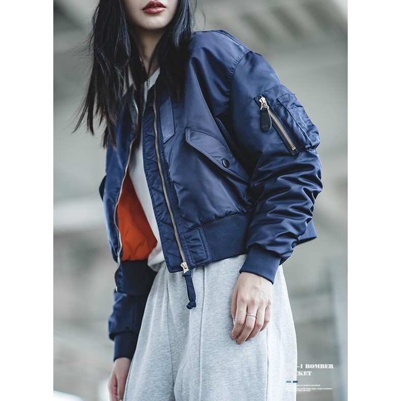 Retro 2025winter ใหม่ผู้หญิงอเมริกันคอ MA1 ผ้าฝ้าย warm solid สลัดโซ่นักบิน air force slim jacket — صورة 5