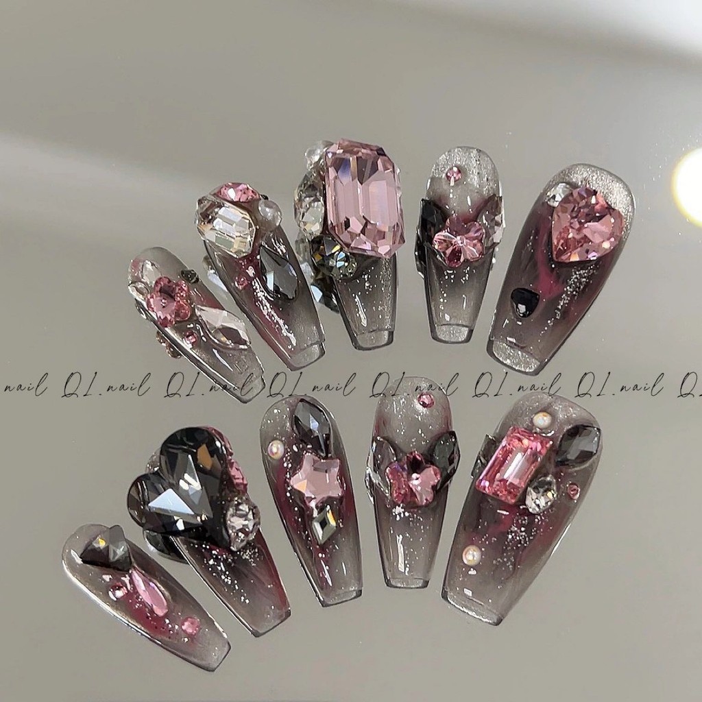 100% Handmade ยาว trapezoid BlackBerry หรูหราเพชรขนาดใหญ่ Dark สไตล์หัวใจเล็บปลอม Art reusable และถอดออกได้