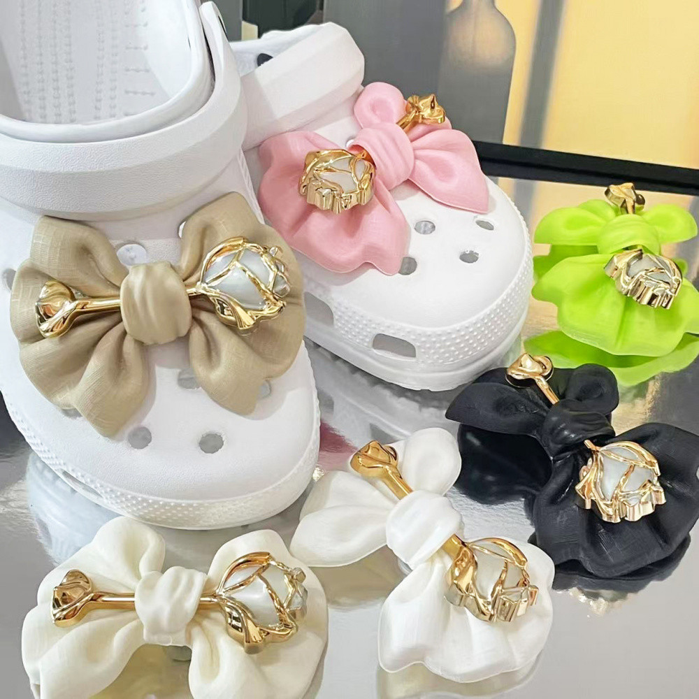 แฟชั่น คำนับ 1pcs jibz Cross Charm ตัวติดรองเท้า croc อุปกรณ์เสริม สําหรับตกแต่งรองเท้า DIY รองเท้า เพื่อความสง่างามตลอดกาล และสไตล์