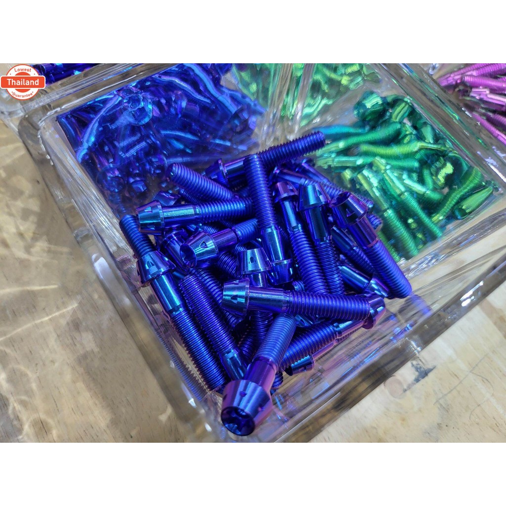 น็อตไทเทเนียมยึดเสื้อปั้ม M8×40mm