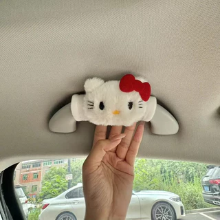 ฝาครอบมือจับหลังคารถ Sanrio Hello Kitty - ตัวป้องกันที่เท้าแขนเบาะนุ่มสากลอุปกรณ์ตกแต่งภายในรถการ์ตูน Kawaii สําหรับเด็กผู้หญิงไอเดียของขวัญน่ารัก