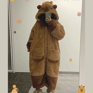 พร้อมส่ง🍊Capybara ชุดน่ารักคาปิบาร่า มาสคอตชุดนอน ตูนชุดนอน คอสเพลย อบอุ่นและหนา รักษาความอบอุ่น