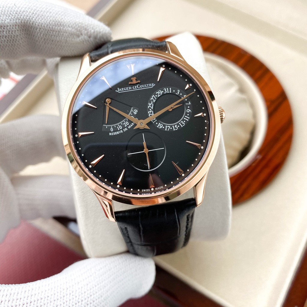 ปฏิทินเก็บพลังงานจลน์ร้อนฟังก์ชั่นอิสระกลไกอัตโนมัติการเคลื่อนไหวที่ซับซ้อนมัลติฟังก์ชั่นเฟสดวงจันทร์กีฬานาฬิกาผู้ชายหนังผู้ชายหัวเข็มขัดพับ