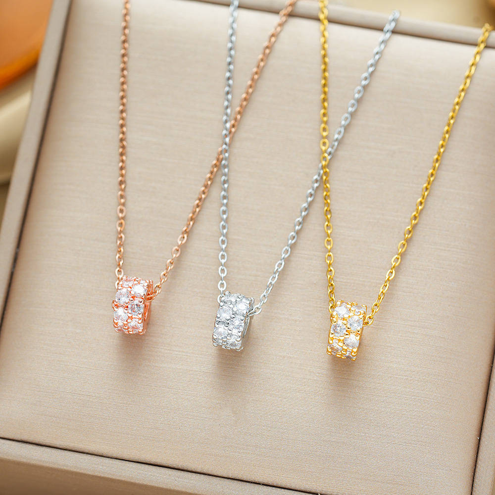 แฟชั่นคุณภาพสูง Micro-Inlaid จี้เอวเล็กสร้อยคอเหล็กไทเทเนียมผู้หญิง Casual All-Match หรูหรา Niche Design Clavicle Cha