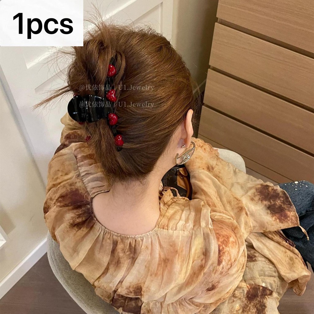 Red Love Grab Clip Simple Fashion High-End All-Match Hair Shark Clip