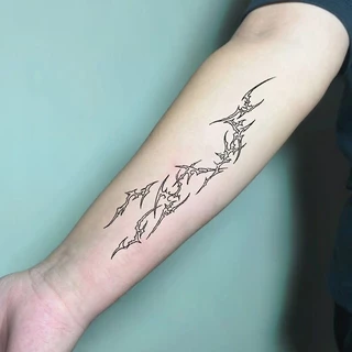สติกเกอร์รอยสักเพชรหนามลายเซ็กซี่สำหรับข้อมือ กันน้ำได้ ทนนานถึง 15 วัน
