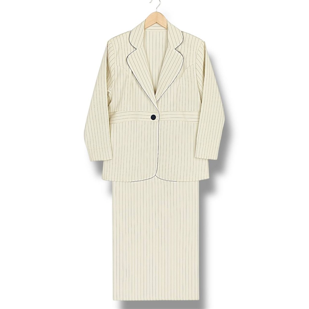 Lydia Stripes Set เบลเซอร์สีครีม