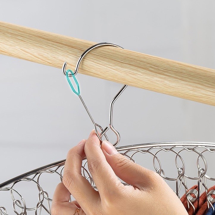 หนีบสแตนเลส หนีบผ้า ราวตากผ้าสเตนเลส ที่หนีบผ้า แบบโค้ง ไม้แขวนสแตนเลส No.C01030 - รูปที่ 2