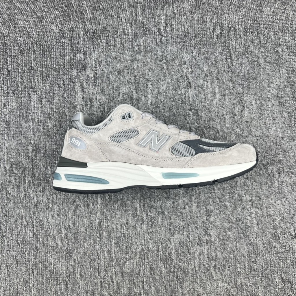New Balance 991v2 Made in UK "Grey"    U991GL2