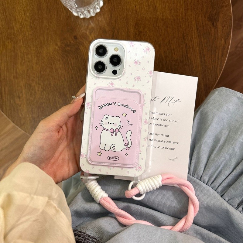 เต็มหน้าจอดอกไม้ขนาดเล็กการ์ตูนแมวบัตรกระเป๋าเคสโทรศัพท์สําหรับ ไอโฟน 11 12 13 14 15 16 มือโปร สูงสุด บวก ทีพียู ปกอ่อนพร้อมเชือกแขวนสําหรับ ไอโฟน16 กรณีปลอก