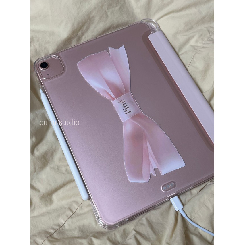 เกาหลีเกาหลีins Niche High-Endอารมณ์โบว์ริบบิ้นเหมาะสําหรับ2024iPadป้องกันกรณี2022/iPad10.2ป้องกันกรณีAir5/11-นิ้วแท็บเล็ตShock-resistant Soft Caseพร้อมผู้ถือปากกาสไตล์ใหม่