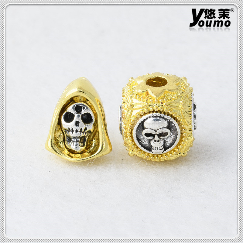 Spacer ลูกปัด Zakiram Skull Square