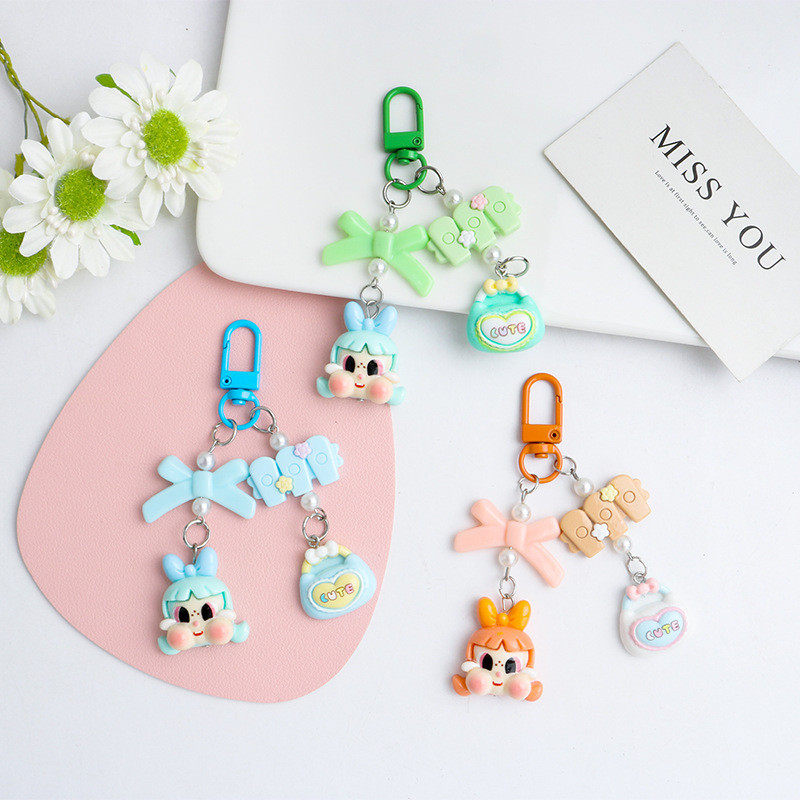 ใหม่ Crybaby จี้เรซิ่นพวงกุญแจกระเป๋าจี้ Crybaby ตุ๊กตา Key Chain น่ารัก Crybaby โทรศัพท์มือถือ Creative กระเป๋านักเรียนจี้ของขวัญสาว