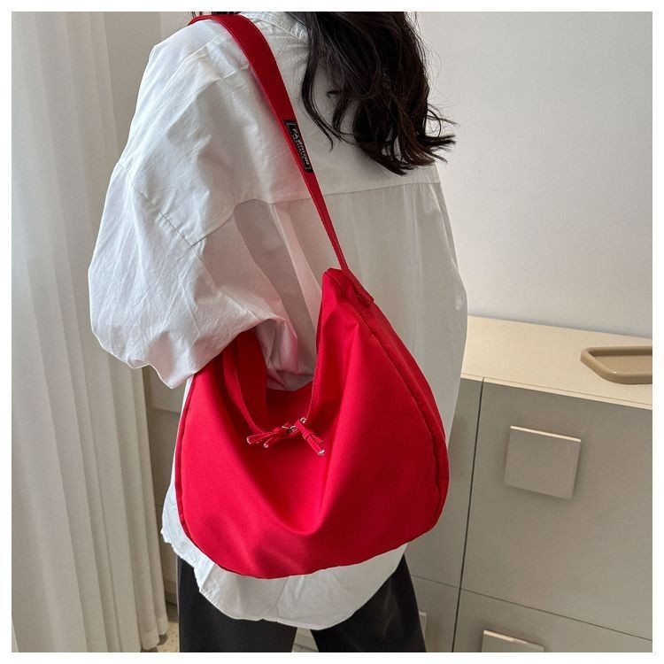 สไตล์ญี่ปุ่น ins สไตล์ Casual All-Match กระเป๋าผ้าใบกระเป๋า Messenger หญิงนักศึกษาวิทยาลัย Class Commuter ขนาดใหญ่ @-