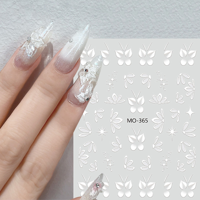 Ur น้ําตาลเล็บดอกไม้ Daisy สติกเกอร์นูนเล็บ Sliders การออกแบบดอกไม้ที่เรียบง่าย Elegant Self กาวเล็บ Decals ตกแต่ง