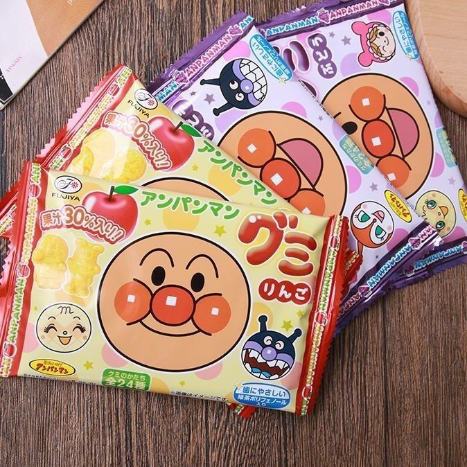 ญี่ปุ่นนําเข้า Fujiya Anpanman Childrens Gummy Grape Marshmallow QQ Apple Mouthguard Shape Candy Sna