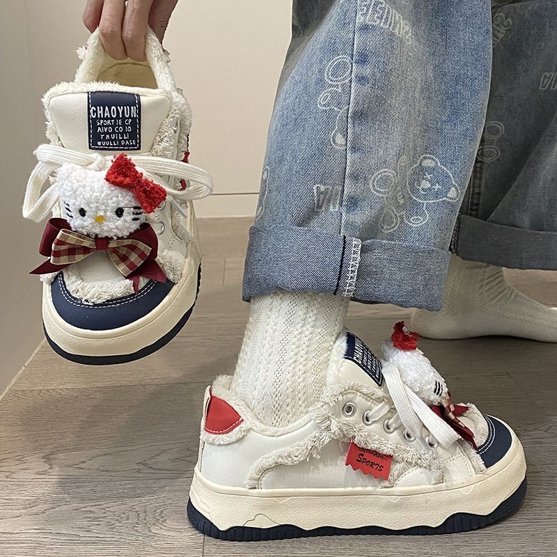 Niche Original Explosive Change kitty Cat Big Toe รองเท้าสีขาวหญิง 2024 สไตล์ใหม่ฤดูใบไม้ผลิหนาSoled รองเท้าผ้าใบกีฬานักเรียน