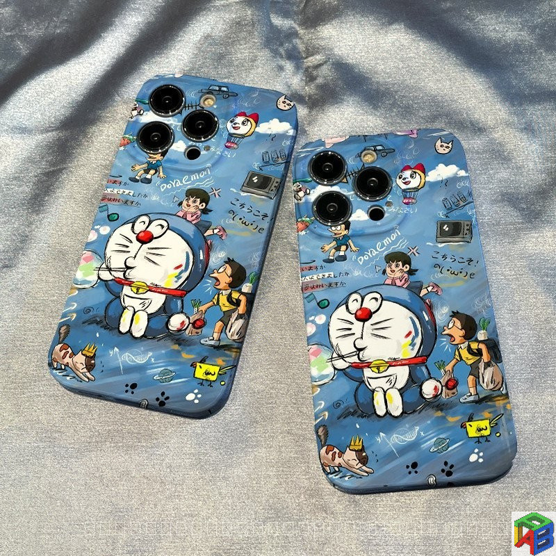 Fantasy world Doraemon Apple 17/16/15promax เคสโทรศัพท์ ฟิล์ม iPhone11/12/13Pro Max 14plus 7/8plus Xsmax เคสแข็ง