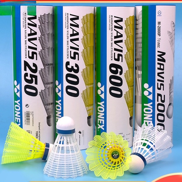 Yonex พลาสติกการฝึกอบรมลูกขนไก่ไนลอนแบดมินตันลูกแบดมินตันพลาสติกทนทาน M300/M350/M600/ M2000(6 ชิ้น)