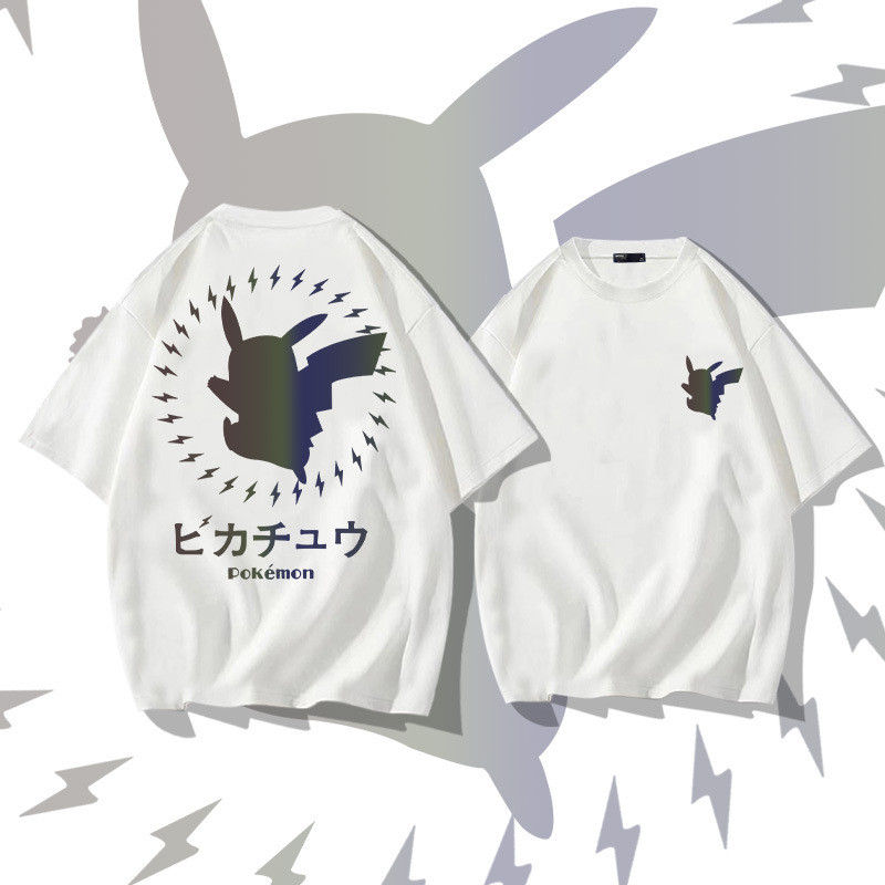 เสื้อยืดสีขาวลายโปเกมมอนปิกาจู แขนสั้นสำหรับฤดูร้อน คลาสสิก ใส่ได้หลายแบบ ระบายอากาศดี แนวอนิเมะ