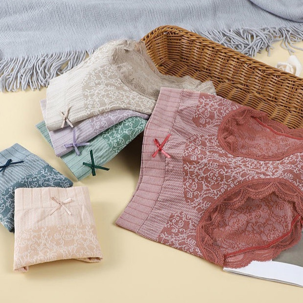 สินค้าพร้อมส่งจากไทย กางเกงชั้นใน ผู้หญิง เอวสูง ผ้านุ่ม ใส่สบาย ขอบลูกไม้ คุณภาพสูง